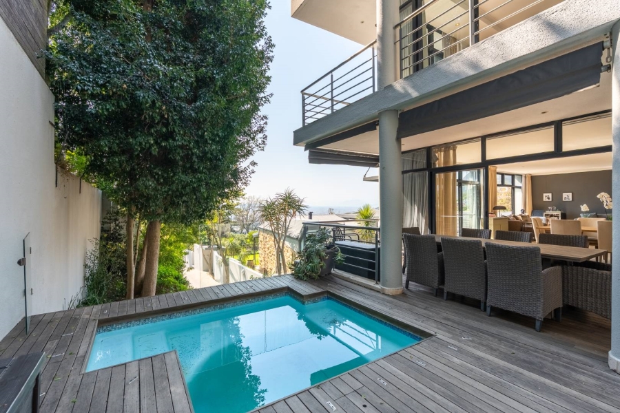 3 Bedroom Property for Sale in Higgovale Western Cape